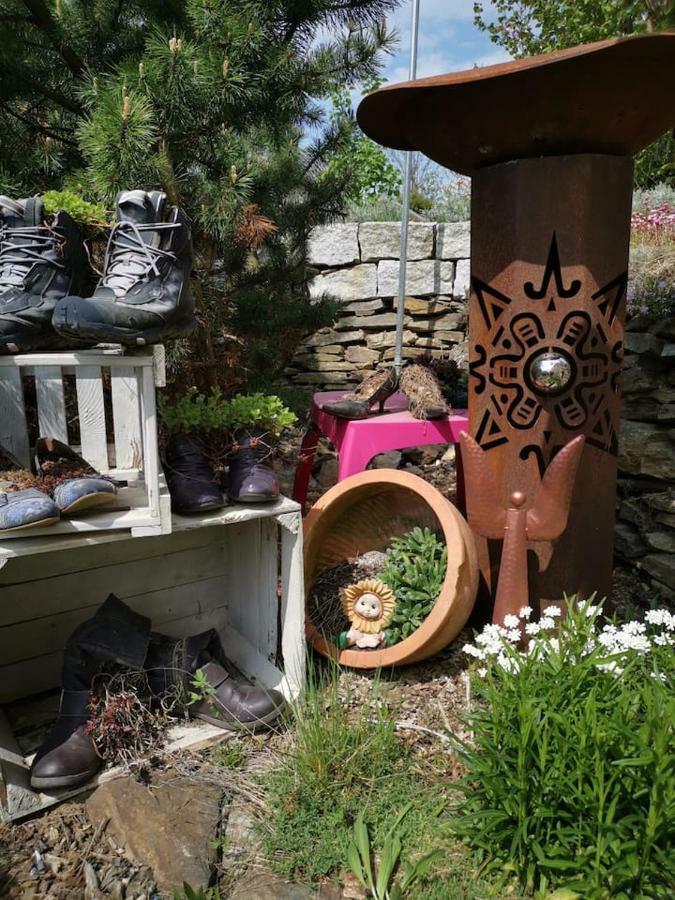 Im Erzgebirge Wandern, Fahrrad Fahren Oder Entspannen Ehrenfriedersdorf Exterior photo